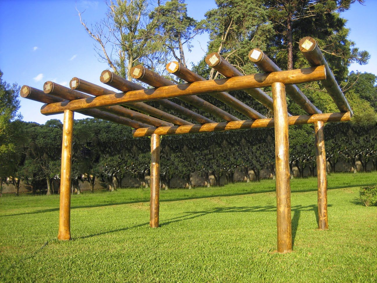Pergolado no jardim