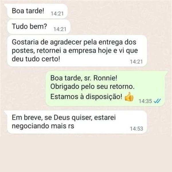 Avaliação 5 estrelas: "Sou cliente da Eucatratus há muitos anos. Sempre muito atenciosos, pontuais na entrega e a madeira é de boa qualidade!"